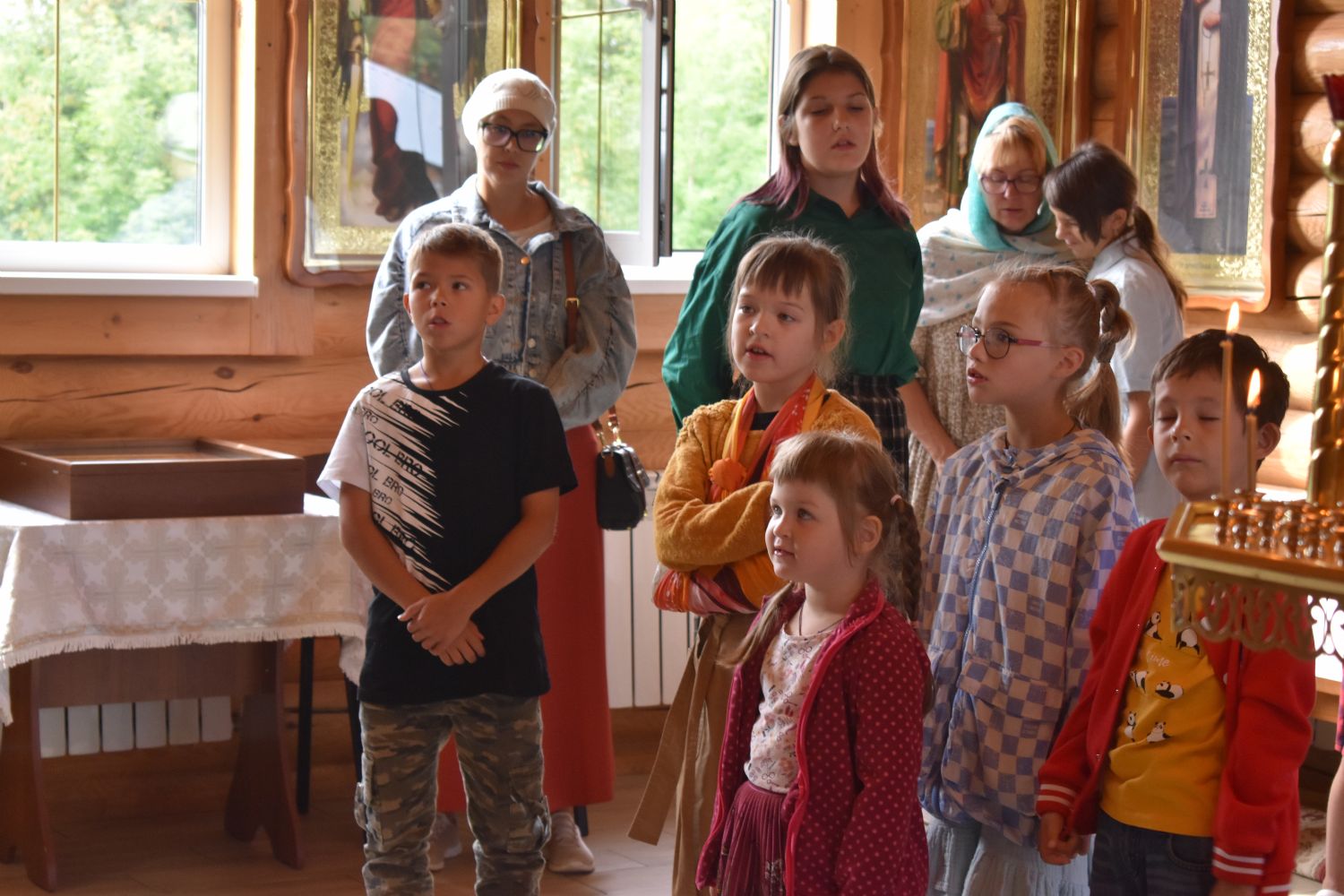 Школьников благословили на новый учебный год в Свято-Георгиевском храме